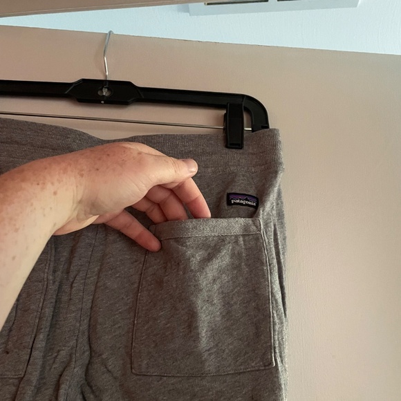 Patagonia organic cotton jogger sweatpants - Picture 7 of 10